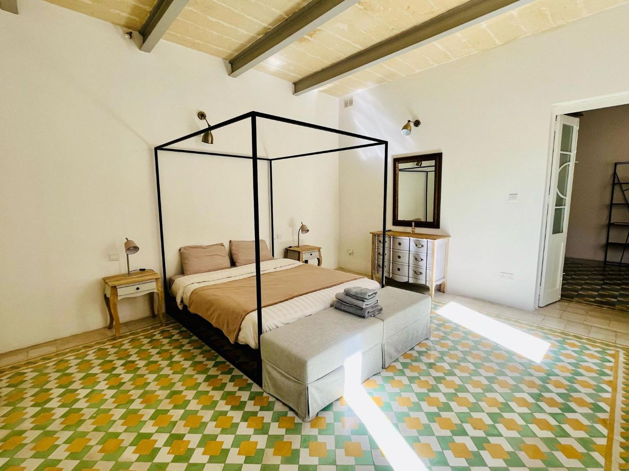 Cozy Charming Apartment In Old Bakery Street Valletta Exterior foto